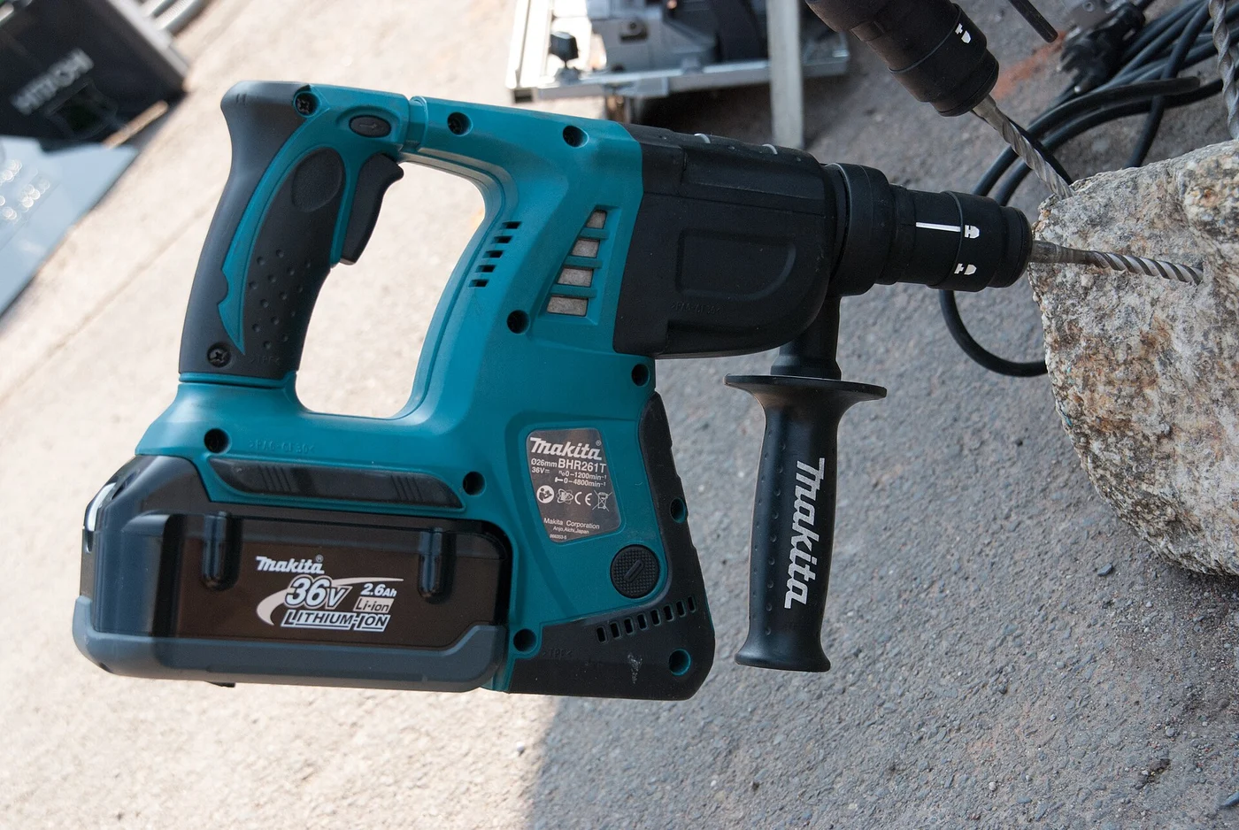 Makita HR2470